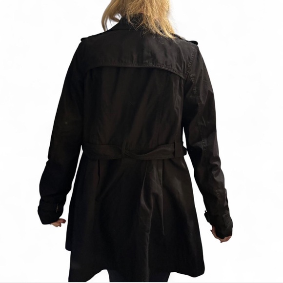 H&M black collared trench coat with removable waist belt and pockets - Picture 5 of 8